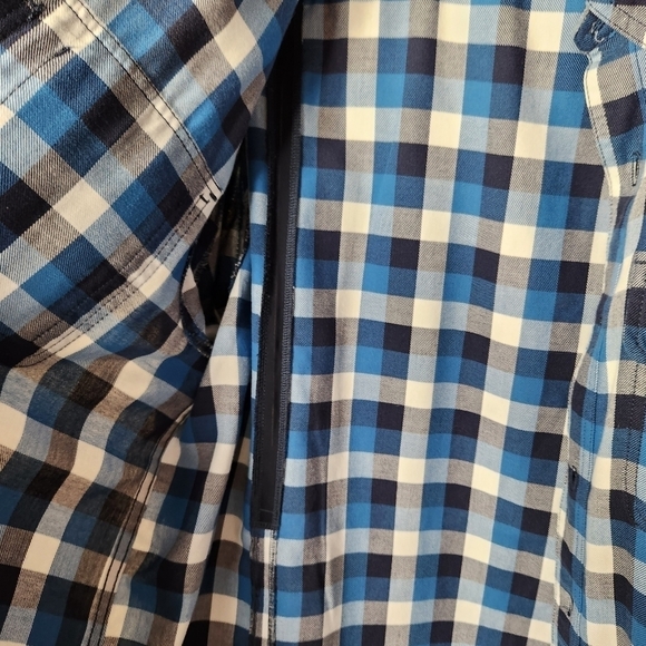 Duluth Trading Co Mens Crosscut Performance Blue Plaid Flannel Shirt-Size L - Picture 9 of 13